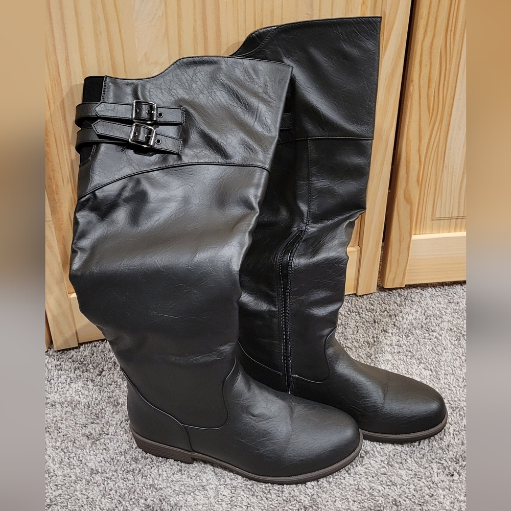Black Tall Boots Size 8